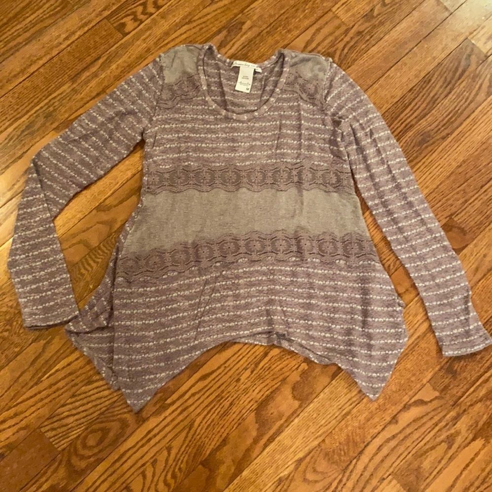 American Rag size M really soft shirt - long and uneven on bottom, made that way